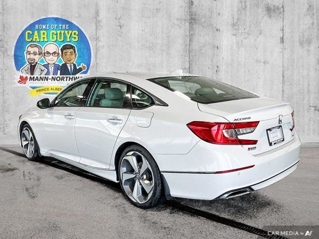 2018 Honda Accord Sedan Touring | Heated Seats | Rear View in Cars & Trucks in Prince Albert - Image 4