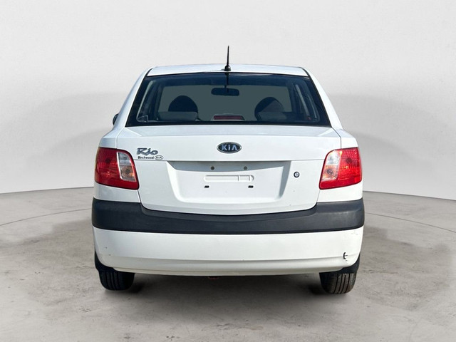 2008 Kia Rio EX | Heated Seats | Power Windows | Fuel Efficient  in Cars & Trucks in Winnipeg - Image 4