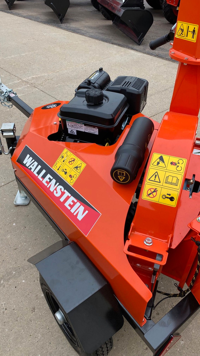 New Wallenstein BXT36S Wood Chipper Towable in Farming Equipment in Strathcona County - Image 2