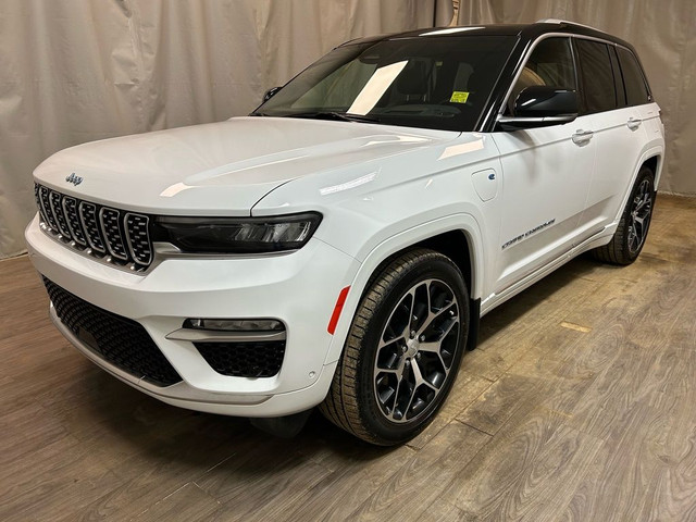 2023 Jeep Grand Cherokee SUMMIT RESERVE 4XE | SUNROOF | LOADED | in Cars & Trucks in Moose Jaw - Image 3