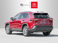 Odometer is 15371 kilometers below market average! Leather, Reverse Camera, Clean Car fax Report and... (image 5)