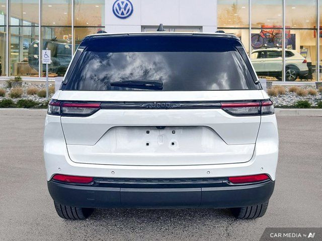 2023 Jeep Grand Cherokee Limited in Cars & Trucks in Abbotsford - Image 4