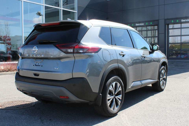 2021 Nissan Rogue SV in Cars & Trucks in City of Montréal - Image 4