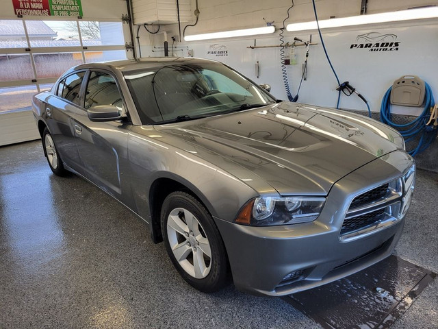  2011 Dodge Charger 4dr Sdn SE RWD**FREINS NEUFS** in Cars & Trucks in Longueuil / South Shore - Image 3