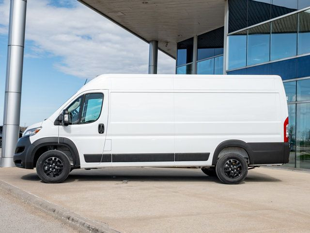 2025 Ram ProMaster Cargo Van SLT+ in Cars & Trucks in Barrie - Image 2