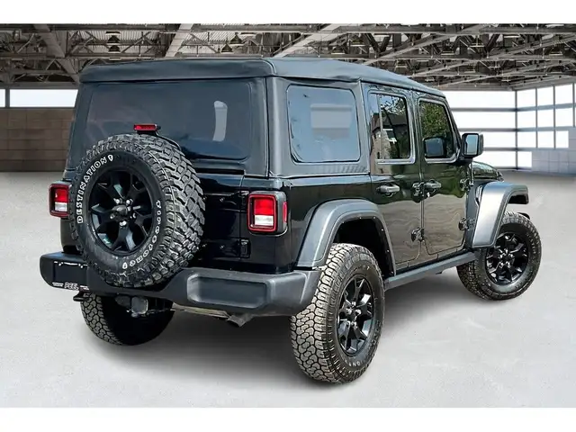 2022 Jeep Wrangler Willys 4Dr | Soft Top | Alpine | Tow Package  in Cars & Trucks in Mississauga / Peel Region - Image 3
