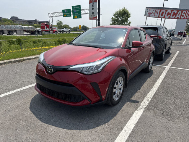 2020 TOYOTA C-HR LE ECRAN CARPLAY TISSUS TAPIS 4 SAISONS BAS KM in Cars & Trucks in Laval / North Shore