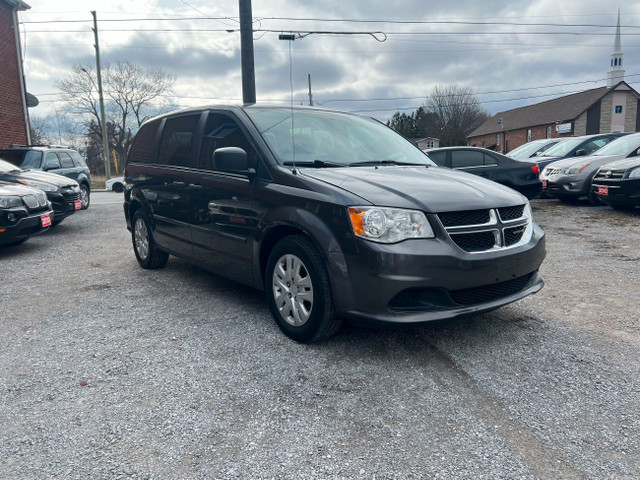 2016 Dodge Grand Caravan Canada Value Package in Cars & Trucks in Oshawa / Durham Region - Image 3