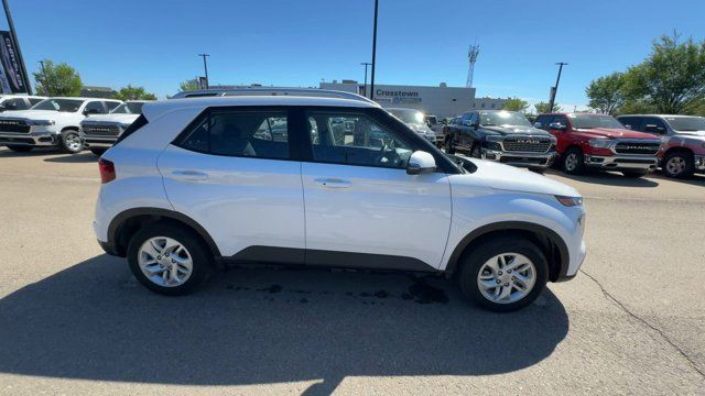 2023 Hyundai Venue Preferred | Heated Seats | Apple CarPlay in Cars & Trucks in Edmonton - Image 4