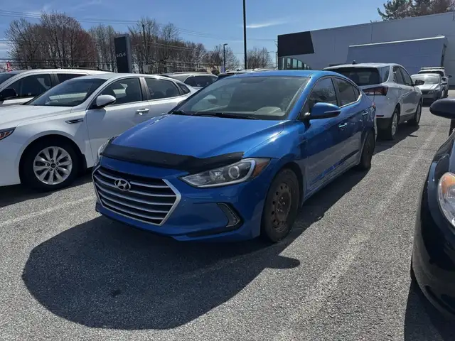 Hyundai Elantra GL Manuel Caméra Recul Sièges Chauffant Tissu 20 in Cars & Trucks in Trois-Rivières - Image 2