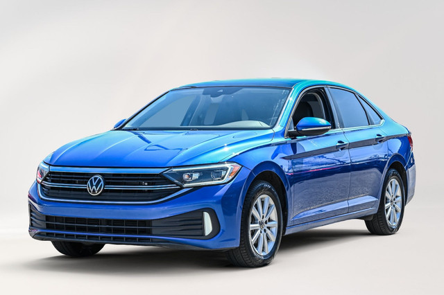 2023 Volkswagen Jetta Highline | Toit Ouvrant | Cuir | Toit Ouvr in Cars & Trucks in City of Montréal