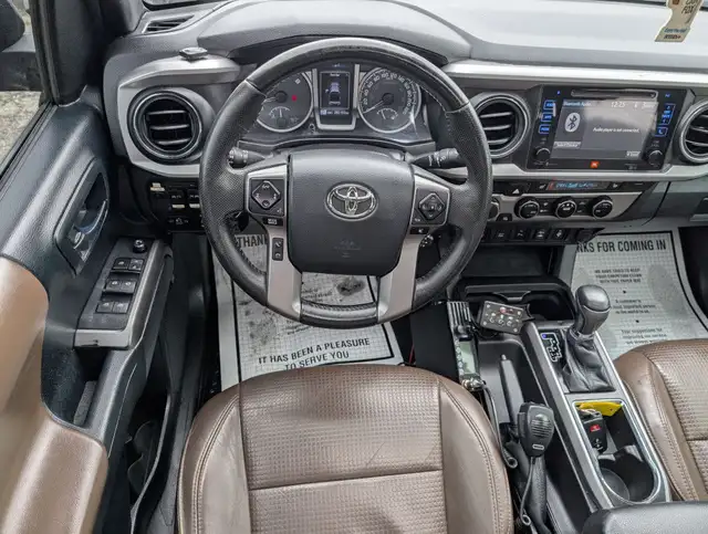 2016 Toyota Tacoma LIMITED in Cars & Trucks in London - Image 14