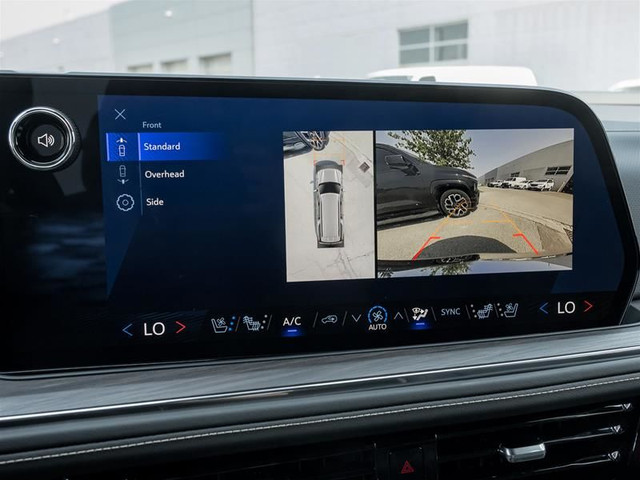 2025 Chevrolet Suburban Premier in Cars & Trucks in Mississauga / Peel Region - Image 4