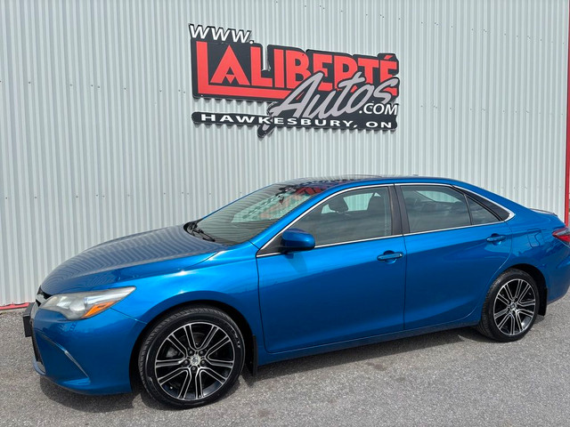 2016 Toyota Camry SE in Cars & Trucks in Ottawa