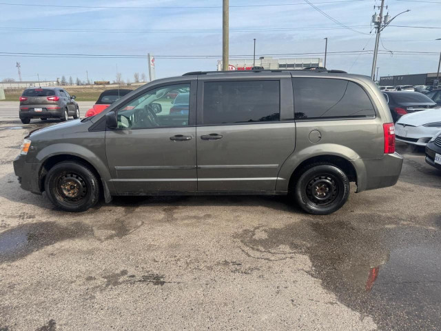 2010 Dodge Grand Caravan SE, MINIVAN, 7 PASSENGER, 3.3L V6, AS I in Cars & Trucks in London - Image 2