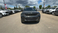 EXECUTIVE CROSSTOWN DEMO! This 2024 JEEP GRAND CHEROKEE L OVERLAND 4X4 has the following options Nap... (image 2)