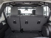 BRIGHT WHITE,TRANSMISSION: 8-SPEED TORQUEFLITE AUTO,TECHNOLOGY GROUP -inc: Alpine Premium Audio Syst... (image 5)