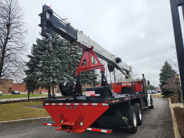  2014 Peterbilt 365 National Crane,18 ton,71ft reach,LOW Km. in Heavy Equipment in City of Montréal - Image 4