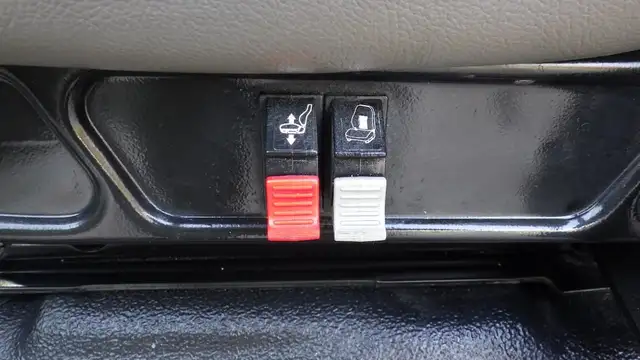 2008 ford F-750 18 Foot Flat Deck Regular Cab 2WD Diesel Dually  in Heavy Trucks in Richmond - Image 26