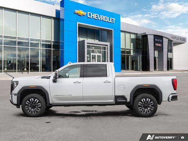 2025 GMC Sierra 3500HD Denali Ultimate | Diesel | One Owner in Cars & Trucks in Tricities/Pitt/Maple - Image 3