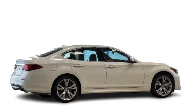 2019 Infiniti Q70 3.7 AWD Sport Fresh Trade! Local Unit! Rare Un in Cars & Trucks in Regina - Image 16