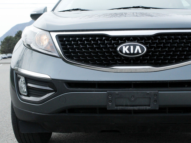 2014 Kia Sportage LX BC Vehicle - No Accidents - All-Wheel Dr... in Cars & Trucks in Penticton - Image 3