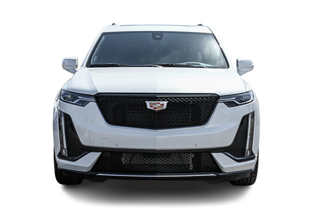 2024 Cadillac XT6 Awd * Sport * 6 Passagers Cuir * Toit pano * C dans Autos et camions  à Ville de Montréal - Image 2