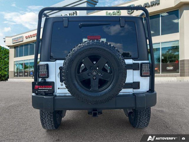 2011 Jeep Wrangler Rubicon in Cars & Trucks in Winnipeg - Image 4