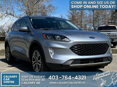 2022 Ford Escape SEL AWD $199B/W /w Heated Leather, Back-up Cam,