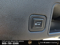 No accident Ontario vehicle with Lot of Options! Call (905) 791-3300 - Black Fabric interior, - FWD,... (image 9)