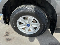 - ONE OWNER - ACCIDENT FREE - CLOTH SEATS - RUNNING BOARDS - TRAILER TOW PACKAGE - REVERSE SENSORS -... (image 9)