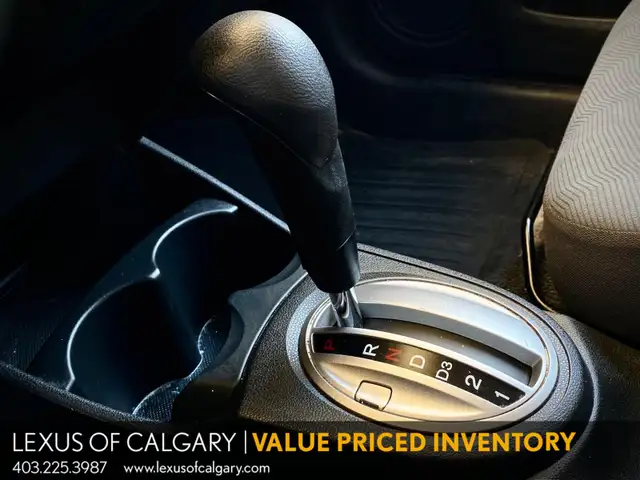2012 Honda Fit LX in Cars & Trucks in Calgary - Image 17