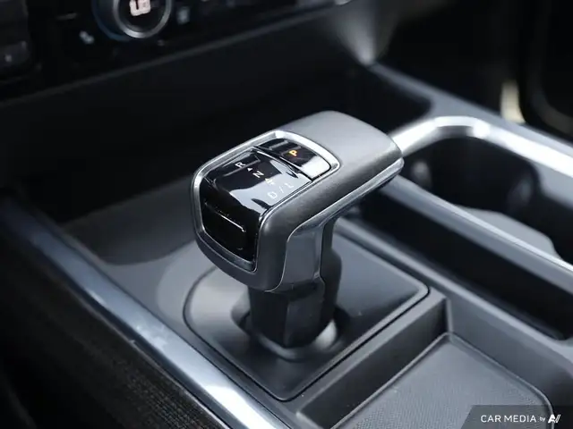 2022 Chevrolet Silverado 1500 RST OFF ROAD PKG | CREW CAB | AWD in Cars & Trucks in London - Image 22