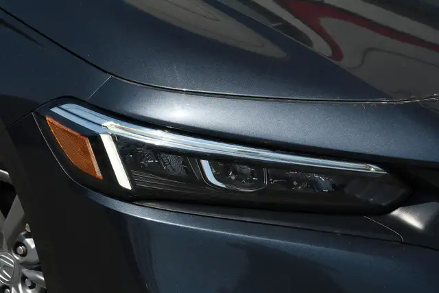 Honda Civic Sedan EX CVT 2023 à vendre in Cars & Trucks in Longueuil / South Shore - Image 6