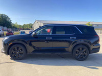 Dealer Certified Pre-Owned. This Hyundai Palisade boasts a Gas V-6 3.8L engine powering this Automat... (image 9)