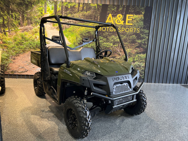 2025 Polaris RANGER 570 Full-Size Sagebrush Green in ATVs in Medicine Hat - Image 2