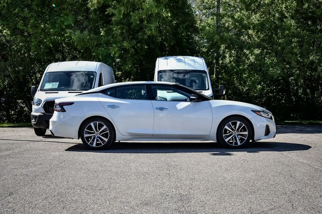 2020 Nissan Maxima SL • SUNROOF • NAV • HEATED LEATHER • LOW KMS in Cars & Trucks in Cornwall - Image 2