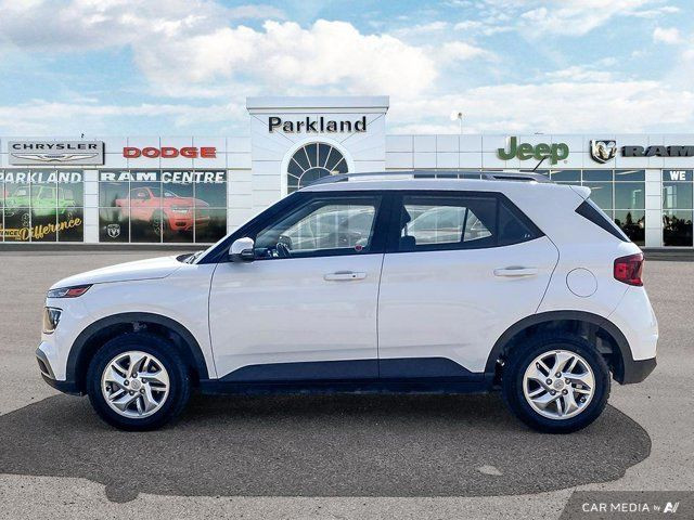2023 Hyundai Venue Preferred Nav Capable Heated Seats in Cars & Trucks in St. Albert - Image 2