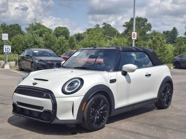 2024 MINI Convertible Cooper S Convertible | HUD | Leather in Cars & Trucks in Guelph