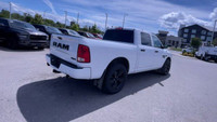 Four Wheel Drive. Cloth Interior. 8.4 Inch Touchscreen. Bluetooth. Apple CarPlay/Android Auto. Remot... (image 8)