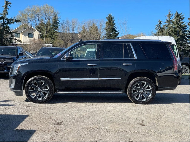 2019 Cadillac Escalade 6.2L V8 | Driver Awareness Pkg | Theft De in Cars & Trucks in Calgary - Image 2