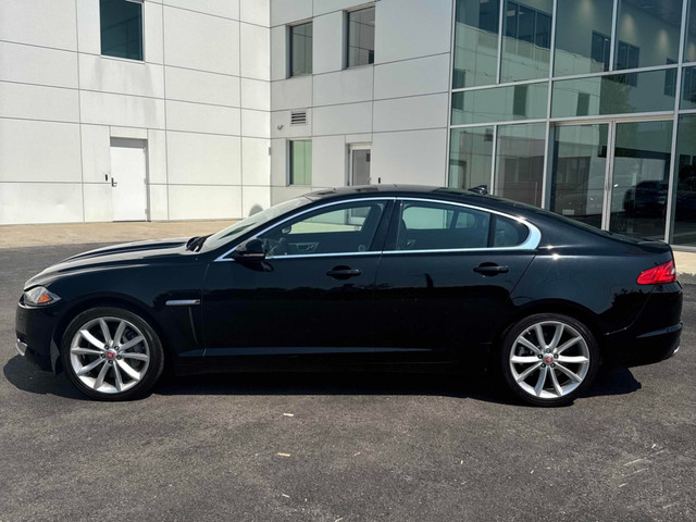 2015 Jaguar XF 4dr Sdn V6 AWD *Ultra Low Km* in Cars & Trucks in City of Toronto - Image 2