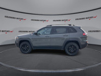 Engine: Gas V-6 3.2L L/100Km City: 12.9 L/100Km Hwy: 9.7 Safety Equipment Side Impact Beams Dual Sta... (image 4)