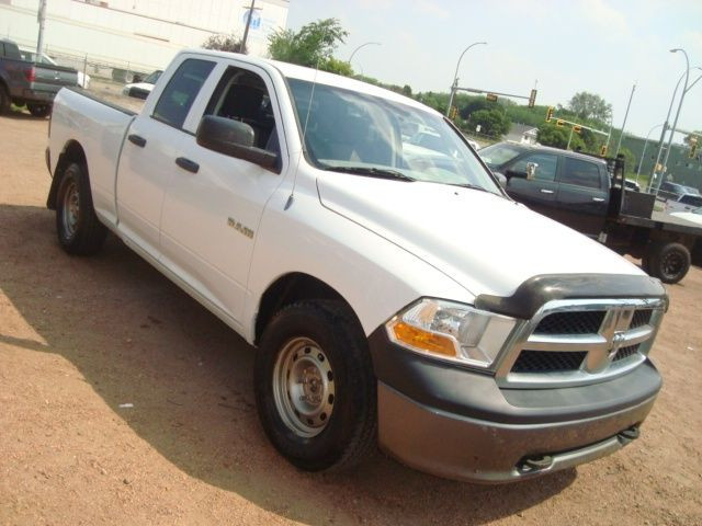 2010 Dodge Ram 1500 4x4 QUAD CAB in Cars & Trucks in Edmonton - Image 4