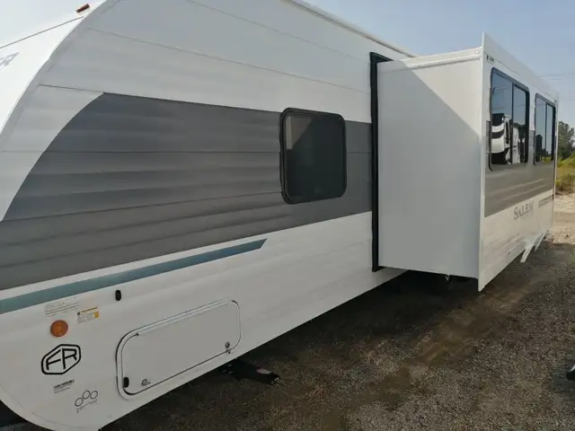 2025 SALEM Cruise Lite 26ICE in Travel Trailers & Campers in London - Image 3