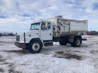2001 Freightliner S/A Day Cab Feed Truck FL80