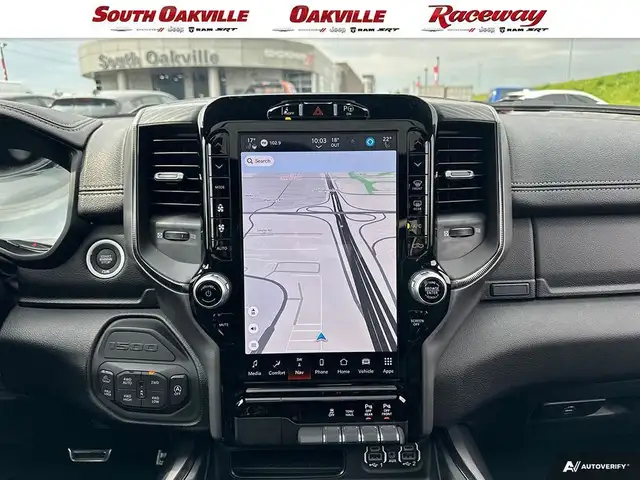 2024 Ram 1500 REBEL NIGHT CREW CAB | CARPLAY | SUNROOF | LOW KMS in Cars & Trucks in Oakville / Halton Region - Image 17