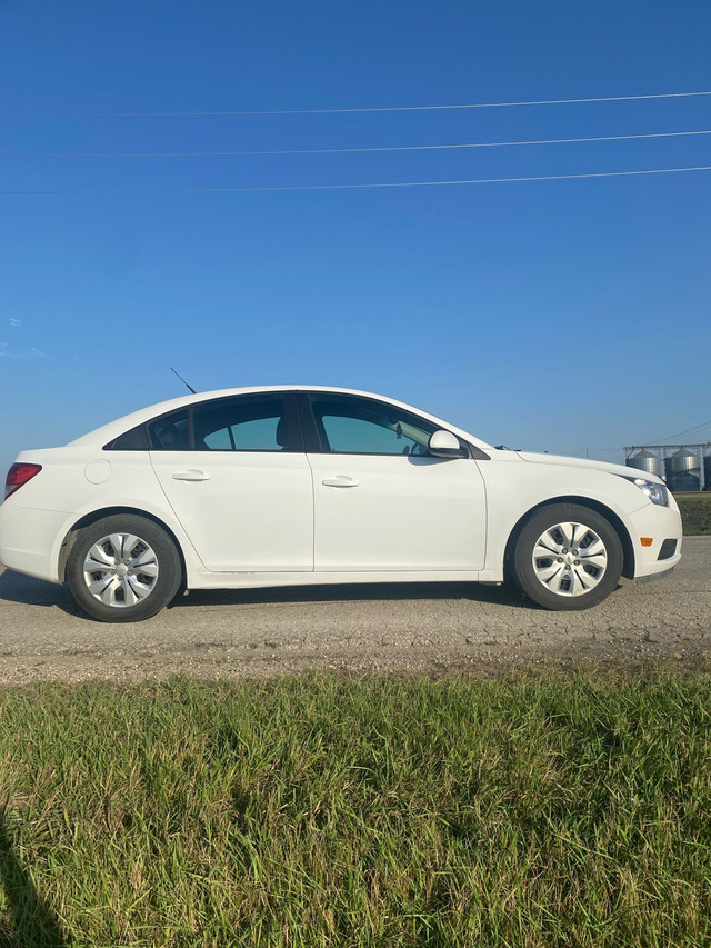 2014 Chevrolet Cruze 1LT in Cars & Trucks in Winnipeg - Image 2