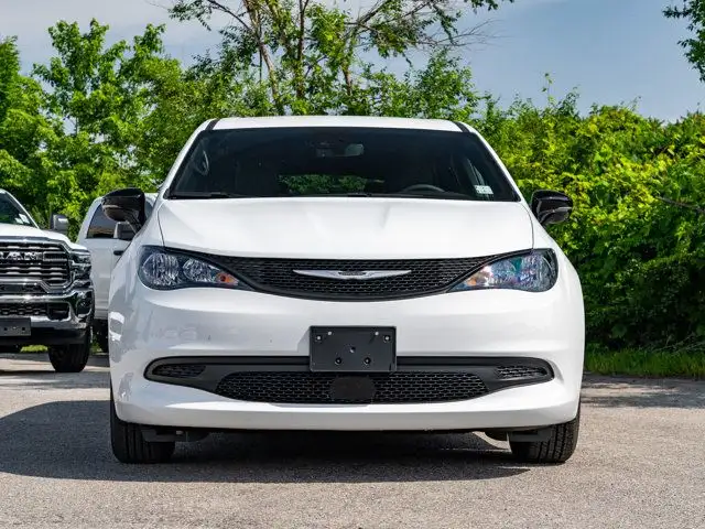 2025 Chrysler Grand Caravan SXT in Cars & Trucks in Barrie - Image 14