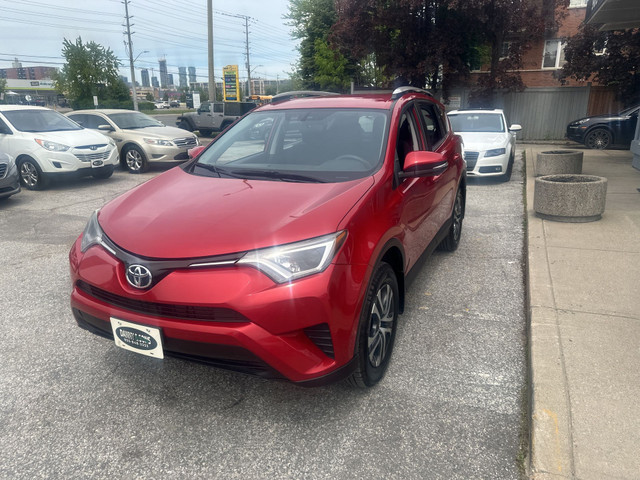 2016 Toyota RAV4 AWD 4dr LE in Cars & Trucks in Mississauga / Peel Region - Image 4